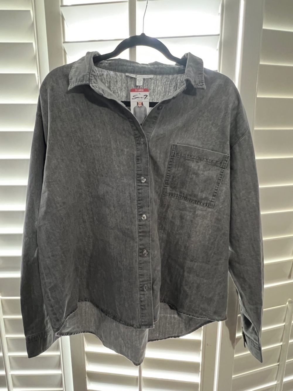 Seven7 Womens XL Charcoal Grey Long-Sleeve Button-Up Shirt - Picture 1 of 4